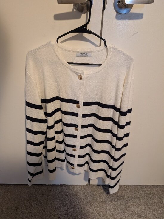Smash + Tess Sweaters - Smash and Tess Sweater Size XL-XXL